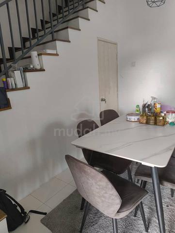 Rumah Corner Semi D 2 Tingkat Tmn Mutiara Rini Jln Bestari 1