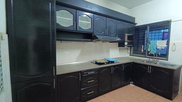 Rumah Teres 2 Tingkat, Kota Kemuning 1