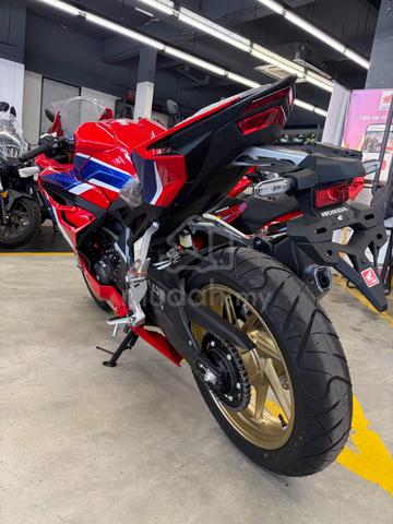 Honda cbr250rr - photo 2 of 6