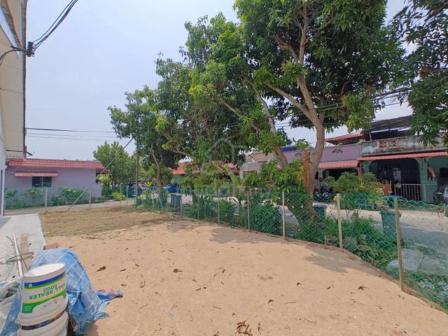 [Corner Lot] Teres setingkat Taman Cheng Jaya untuk dijual 3