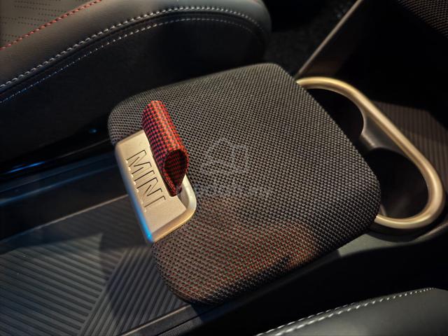2025 Mini COUNTRYMAN 2.0 JOHN COOPER WORKS (A)ALL4 - 5