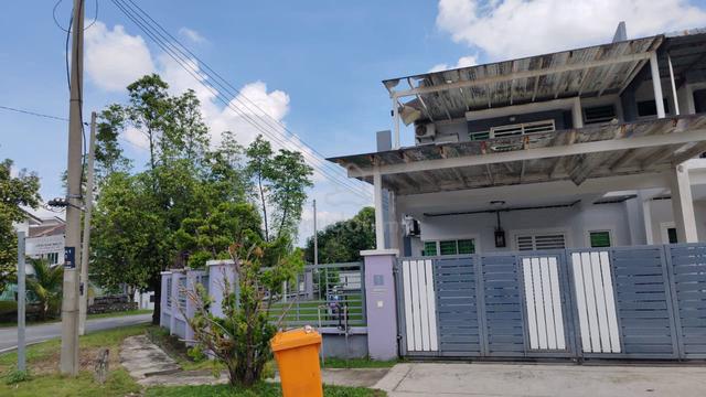 Corner lot Double Storey House Nusari Aman Sendayan 1