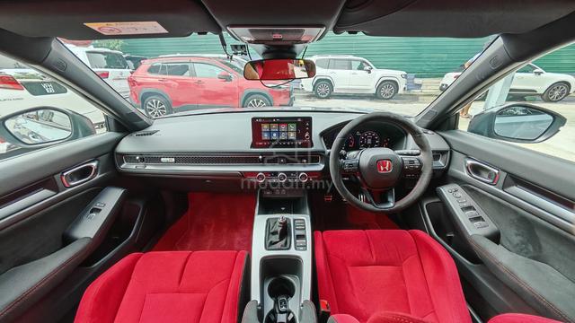 2023 Honda CIVIC 2.0 TYPE R FL5 (M) Japan 5A Unreg - 3