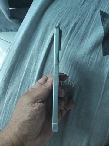 Iphone 15 plus  - photo 2 of 6