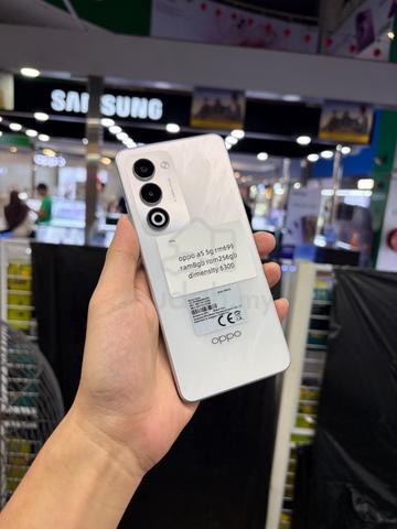 Carousel Image Selected