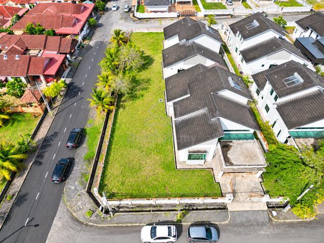 Ambangan Heights Elise 1.5 Stry Bungalow Corner Bumi Lot For Sale 1