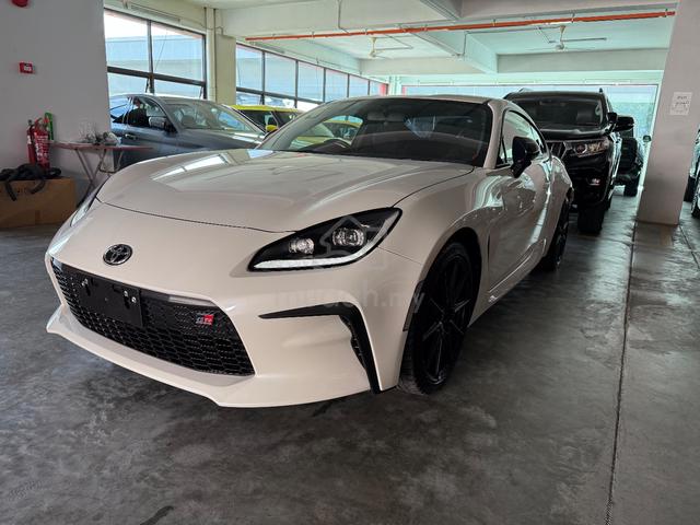 2023 Toyota 86 2.4 GR MT MY23 (M) - 3
