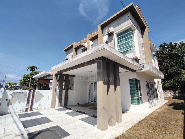 Freehold 2.5 Storey Semi D Taman Putra Pertama Ipoh Perak 1