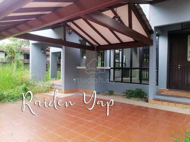 Endlot With Extra Space at Bukit Jelutong U8.Freehold,call for viewing 1