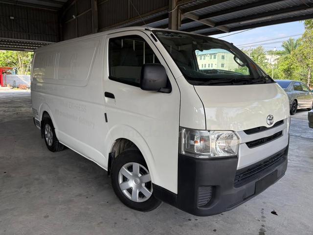 2021 Toyota HIACE 0 2.5L (M) - 1
