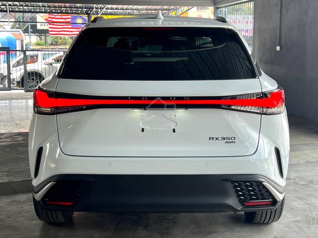 2023 Lexus RX350 2.4 F SPORT Panaromic Roof - 4