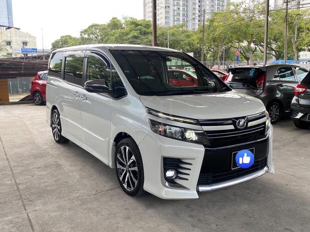 HIGH SPEC✅2016/21 Toyota VOXY ZS 2.0 KIRAMEKI (A) - 2