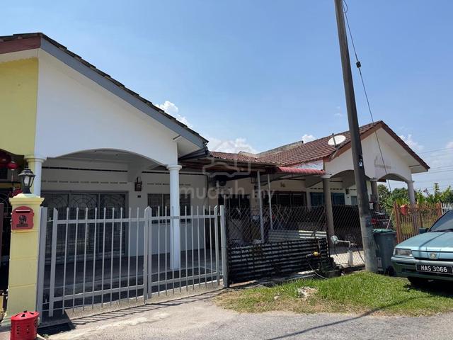Taman Tanjung Minyak Single Storey Terrace House 1