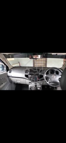 2009 Toyota HILUX 2.5 G DUAL CAB (M) - 4