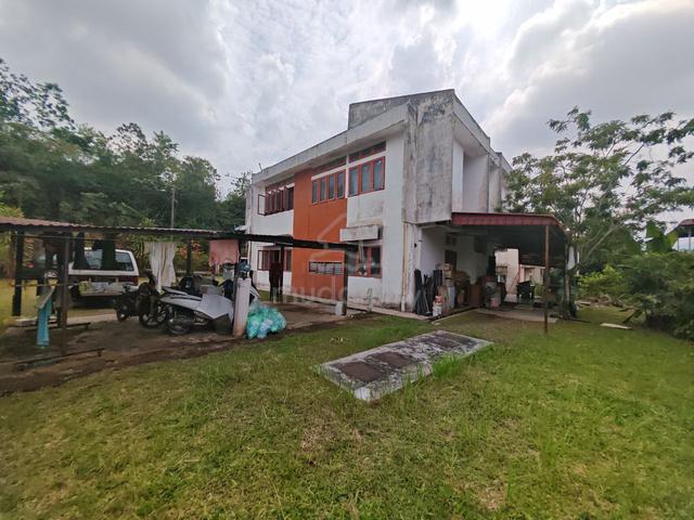 Bungalow Dua Tingkat Taman Bukit Kelana Jalan Paroi Senawang Seremban 1