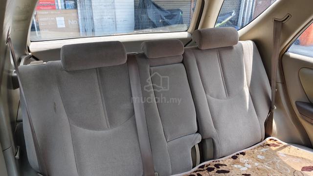 2000 Toyota HARRIER 2.4 (A) - 2