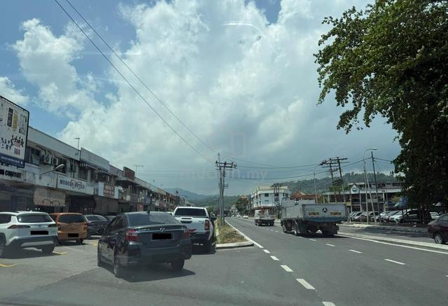 Double storey inanam shoplot | Corner| Frontage road | for sale 1