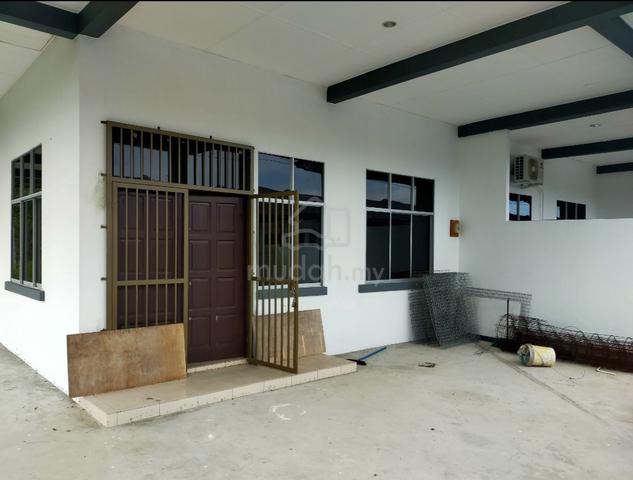 rumah corner baru besar dan cantik  1
