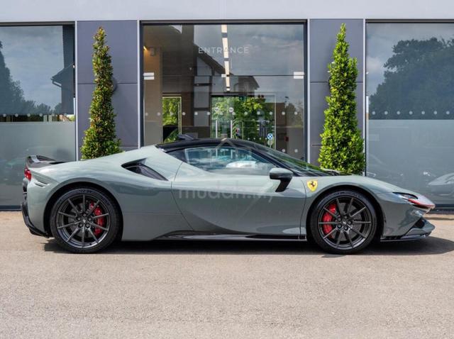 2022 Ferrari SF90 4.0 STRADALE V8 ASSETTO FIORANO - 5