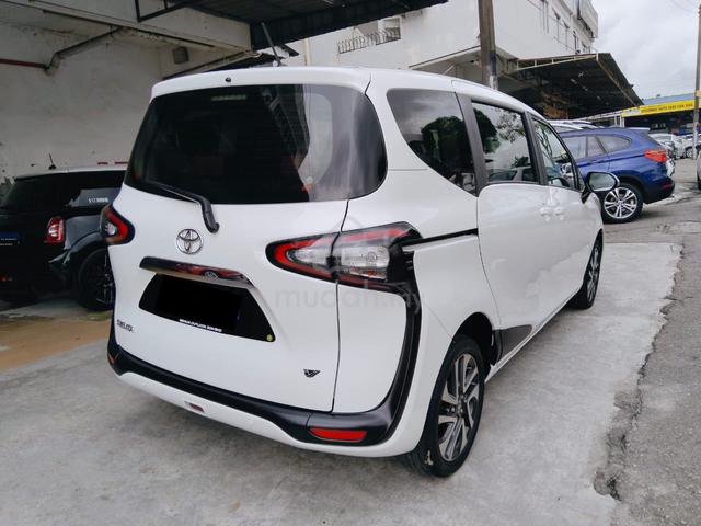2017 Toyota SIENTA 1.5 V (A) Two Power Door - 2