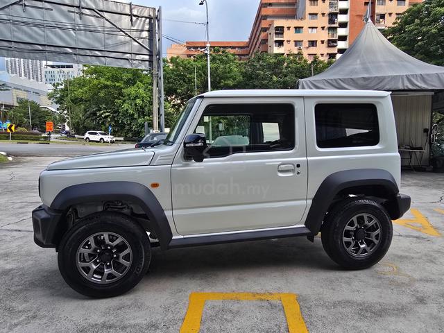 2025 Suzuki JIMNY 1.5 Sierra JC Package 6A/2k km - 2