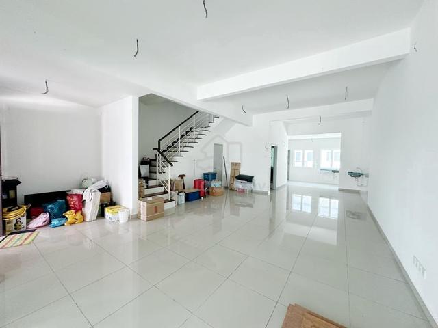 Bukit Banyan Azelia Double Storey Terrace House For Sale 1