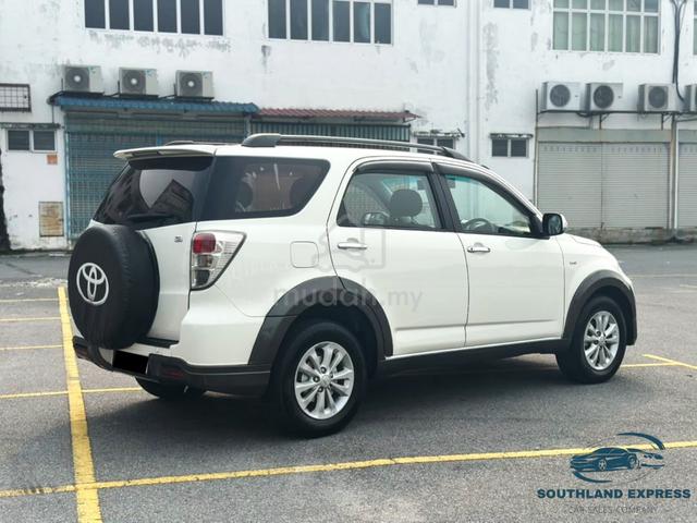 2012 Toyota RUSH 1.5 S F700RE FACELIFT (A) - 4