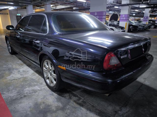 2005 Jaguar XJ8 (A) - 4