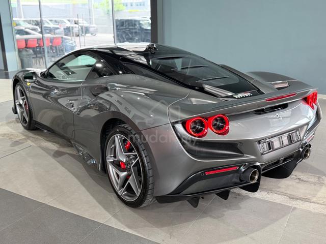 2021 Ferrari F8 TRIBUTO  3.9 Carbon Full Spec - 2