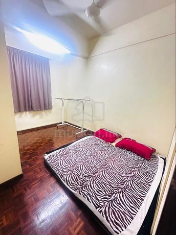 ROOM FOR RENT-FEMALE ONLY Sungai Dua, Penang 1