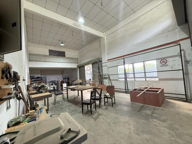 One and Half Storey Shoplot to Rent in Seremban near to AEON Mall 1