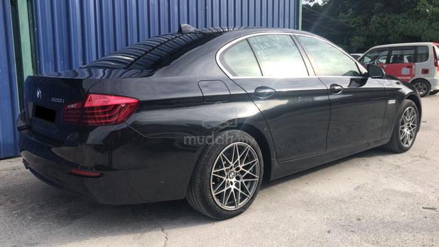 2014 Bmw 520i 2.0 FACELIFT (loan kedai) - 2