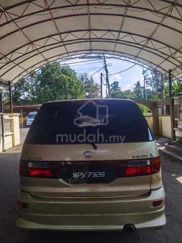 Toyota Estima 3.0 A - 3