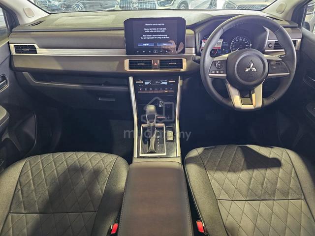 Mitsubishi XPANDER 1.5 PLUS FACELIFT F/SERVICE 15K - 4