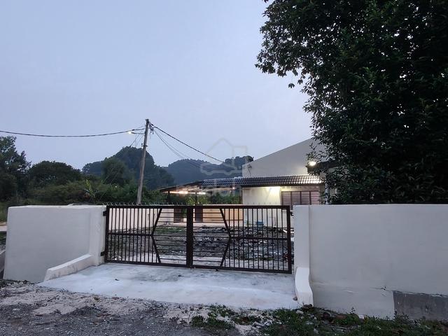 newly renovated single storey corner house 1