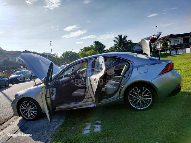 Lexus IS200 2.0 T LUXURY (A)WithNumber 92,HighLoan - 5