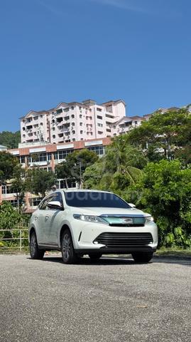 2018 Toyota HARRIER 2.0 PREMIUM (A)*Good Condition - 1