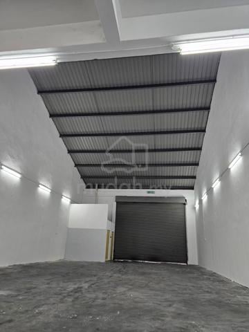 1.5 Storey Factory Villaraya, Semenyih (Factory)(warehouse office) 1