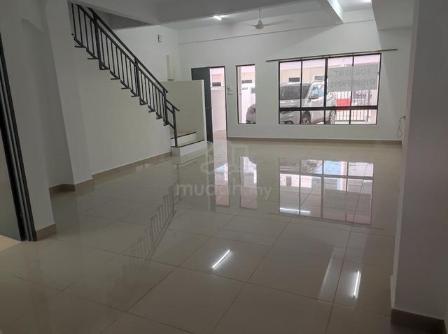 Rimba Hills 2 Storey Terraced House 1