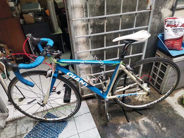 GIANT TCR ALUXX SL 6000 (Limited) Road 