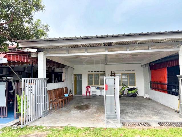 Renovated Teres Setingkat Taman Ayer keroh Height Ayer Keroh Melaka 1
