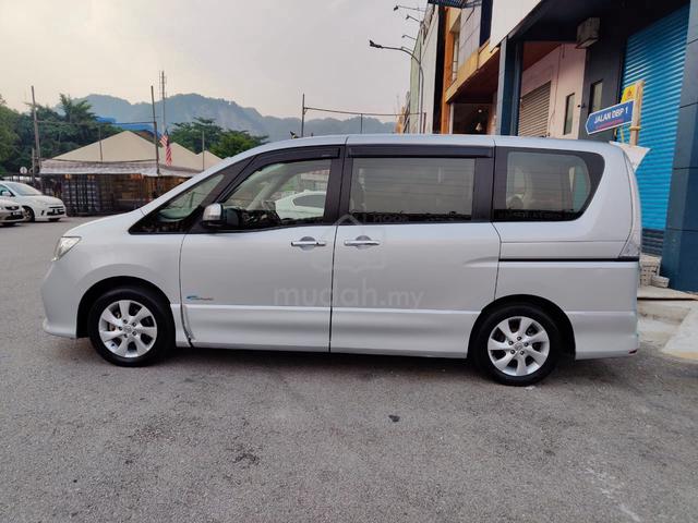 NISSAN SERENA 2.0 HIGHWAY STAR Hybrid (A) EZ LOAN - 3