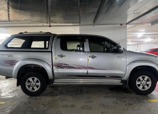 2013 Toyota HILUX 2.5 G VNT FACELIFT (M) - 4
