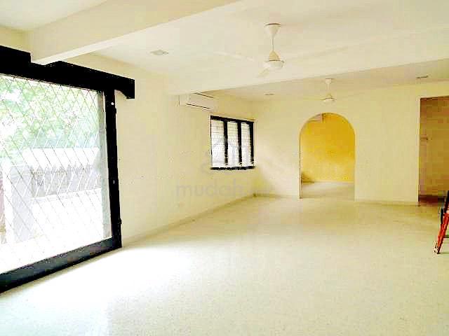 2 storey BUNGALOW Ukay Heights SALE 1