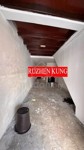 Georgetown Ground Floor Shop lot 502 sft Jln Transfer Facing Main Road 1
