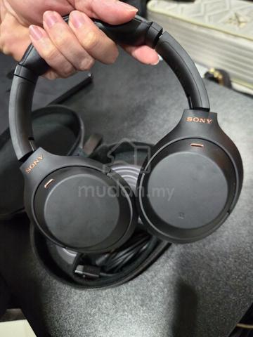 Sony WH-1000XM4 (Full Box Set) - photo 3 of 5