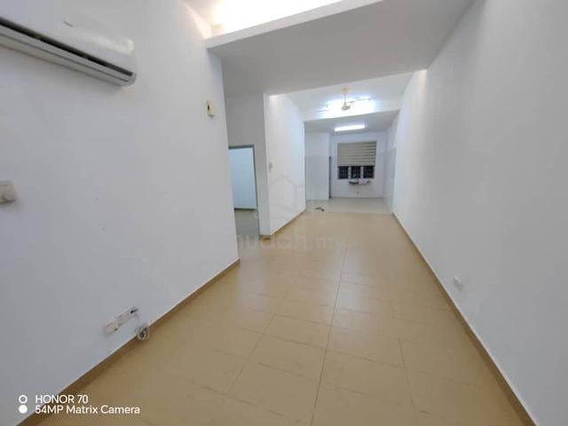 Catarina Alam Nusantara Setia Alam single storey with 2 aircond,heater 1