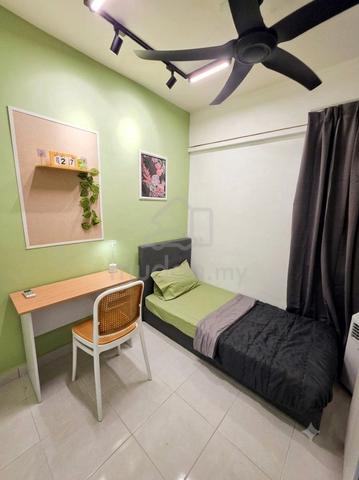 Fully Furnished Selangor Subang Jaya Room For Rent 1