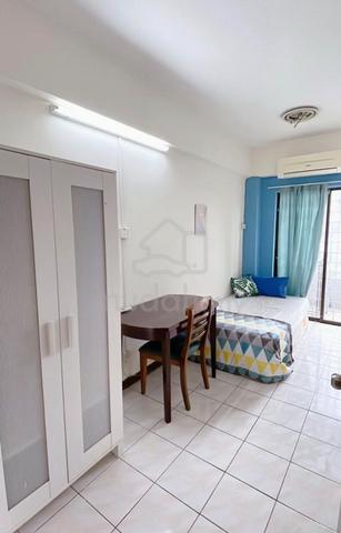Cozy Single room with Balcony at Vista B Bukit Jalil 1