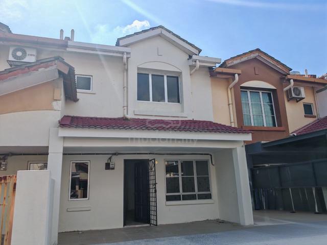 [Freehold][Extend] 2 Storey House Bandar Bukit Mahkota Bangi Kajang 1